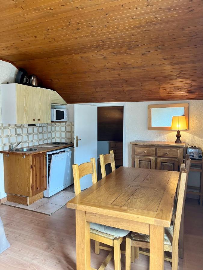 Risoul - Les Airelles - 6 A 8 Couchages - Rue Principale/ Commercante Exteriör bild